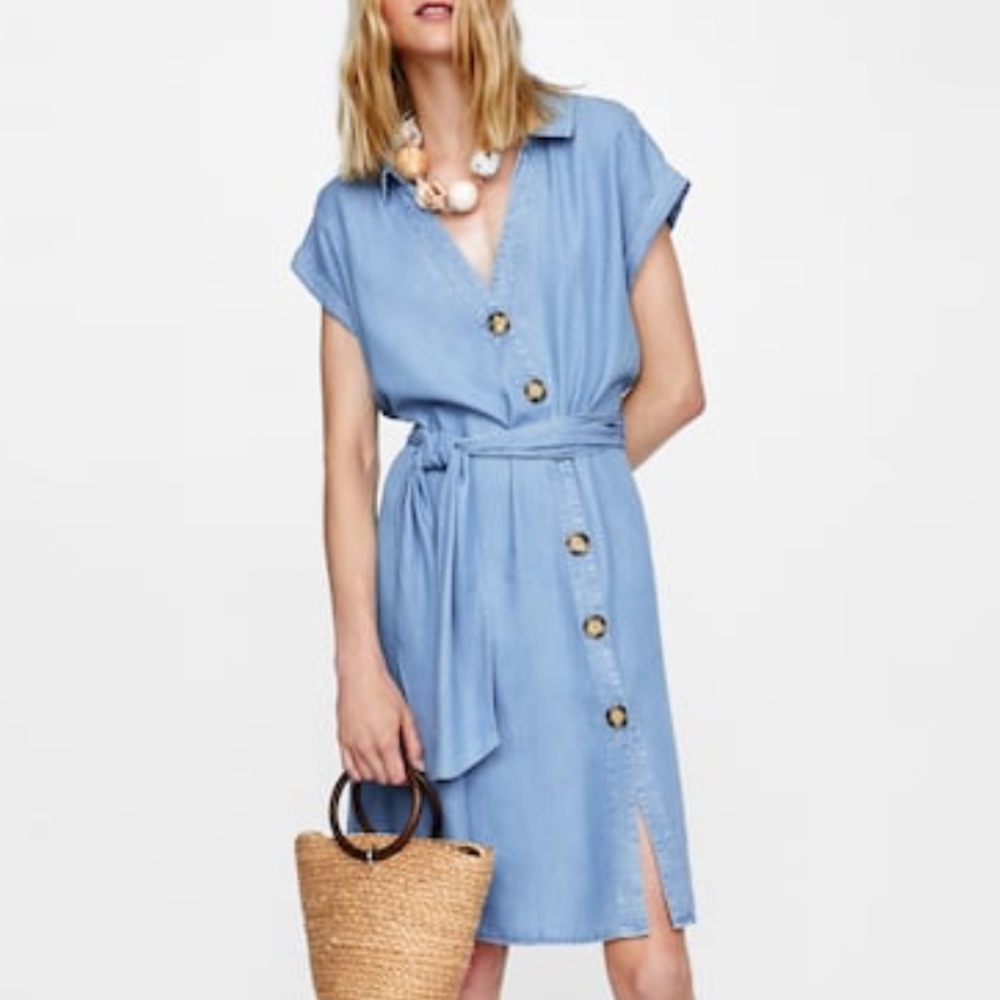 Zara Light blue shirt dress with buttons